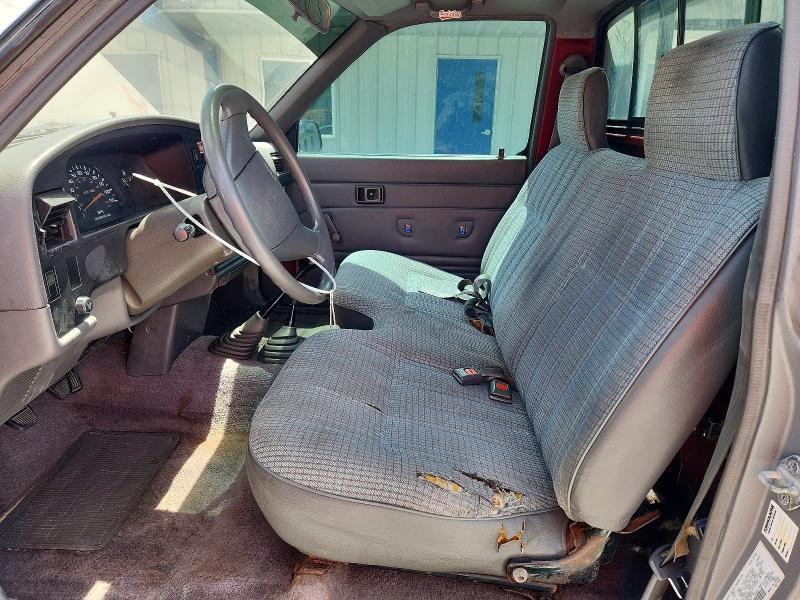 1990 Toyota Pickup Deluxe