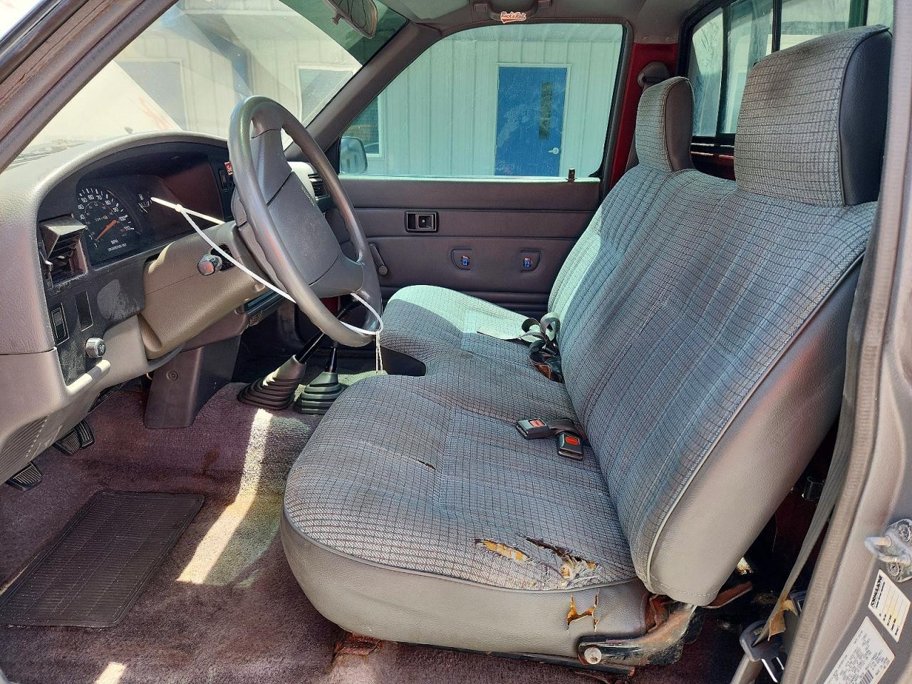 1990 Toyota Pickup Deluxe