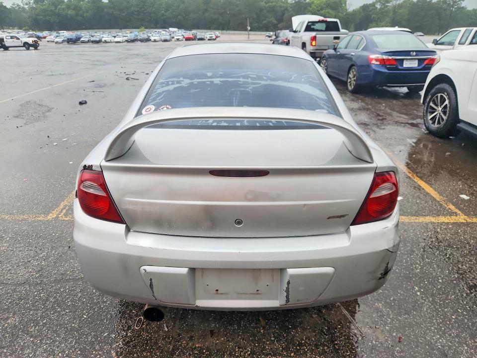 2005 Dodge Neon sxt