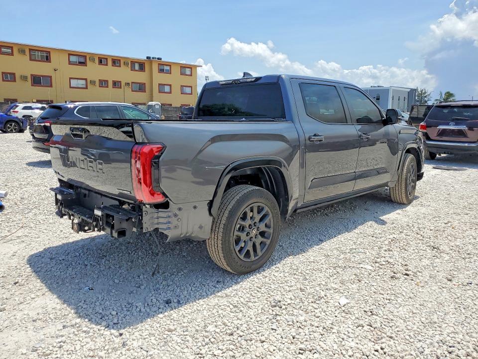 2025 Toyota Tundra Platinum HV