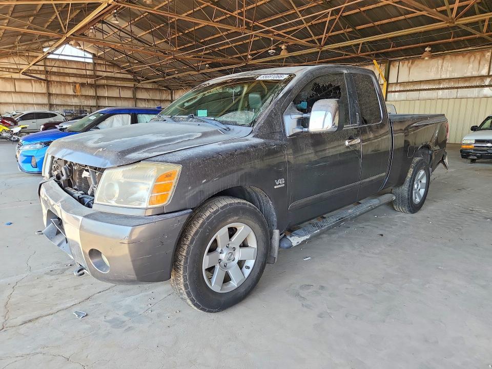 2004 Nissan Titan XE