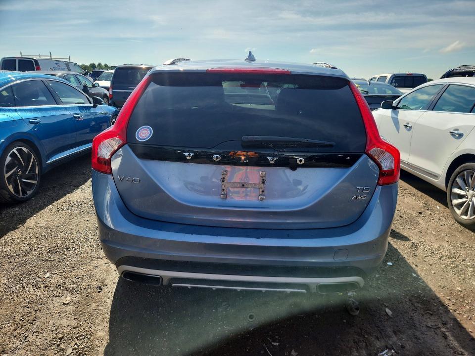 2017 Volvo V60 Cross Country Premier