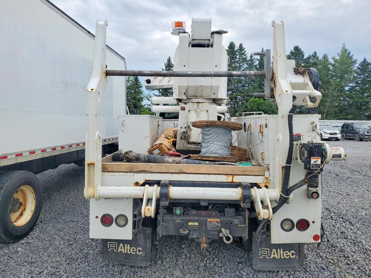 2019 Ford F750 Super Duty Cable Placer Bucket Truck