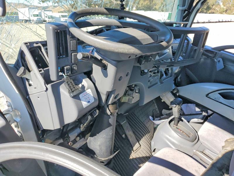 2017 Isuzu NPR XD BOX Truck
