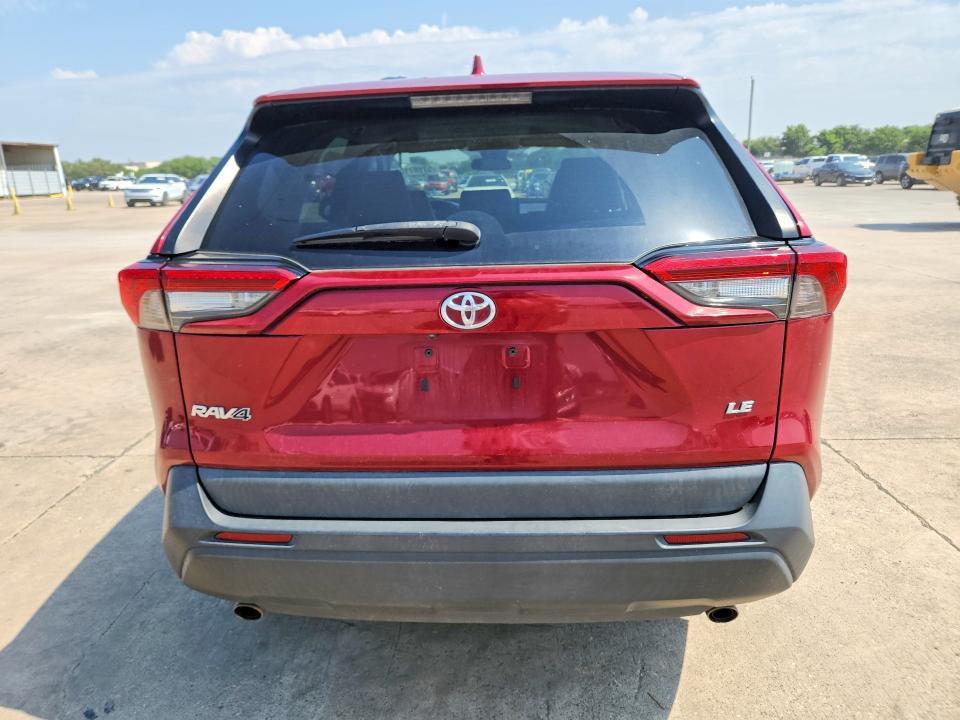 2022 Toyota Rav4 le