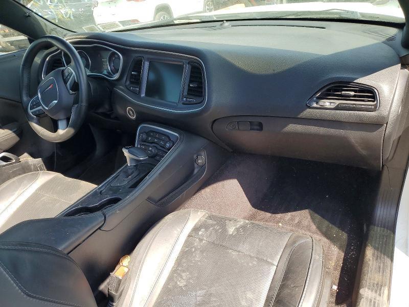 2016 Dodge Challenger r