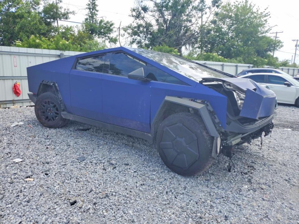 2024 Tesla Cybertruck