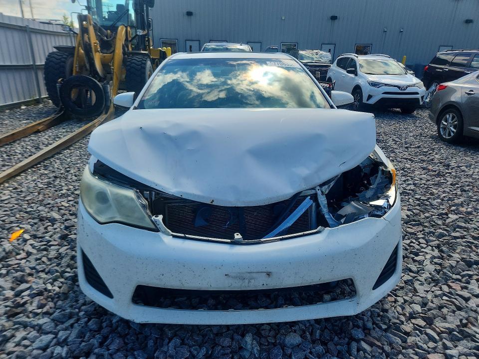 2012 Toyota Camry le