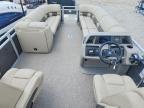 2024 Sun Tracker Partyhut