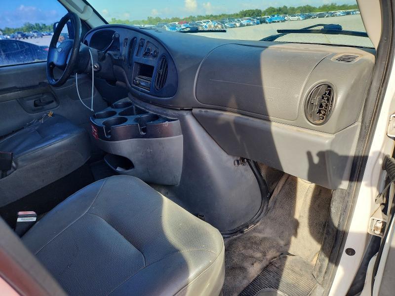 2007 Ford Econoline E150 van