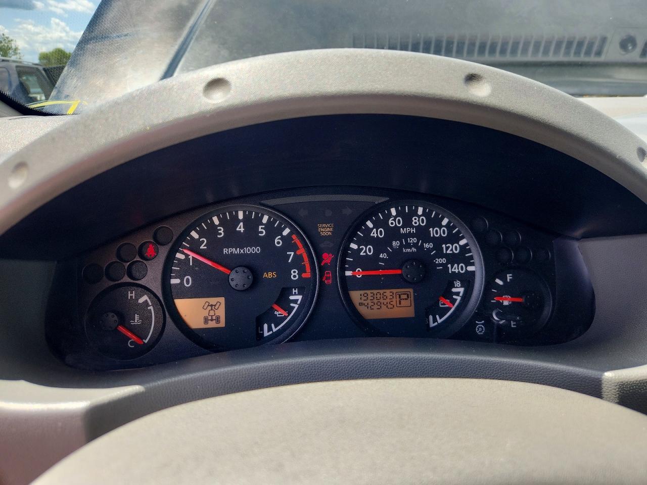 2005 Nissan Frontier SE