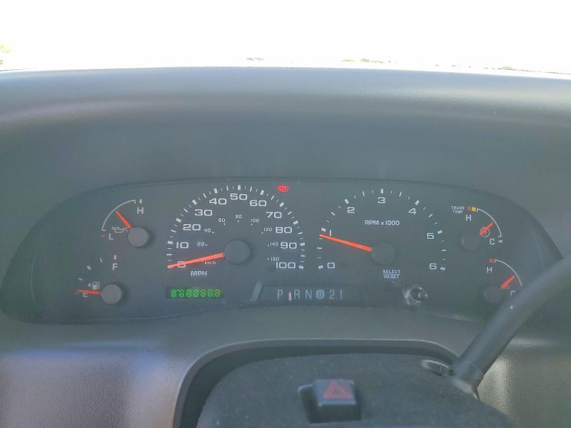 2003 Ford F550 Super Duty BOX Truck