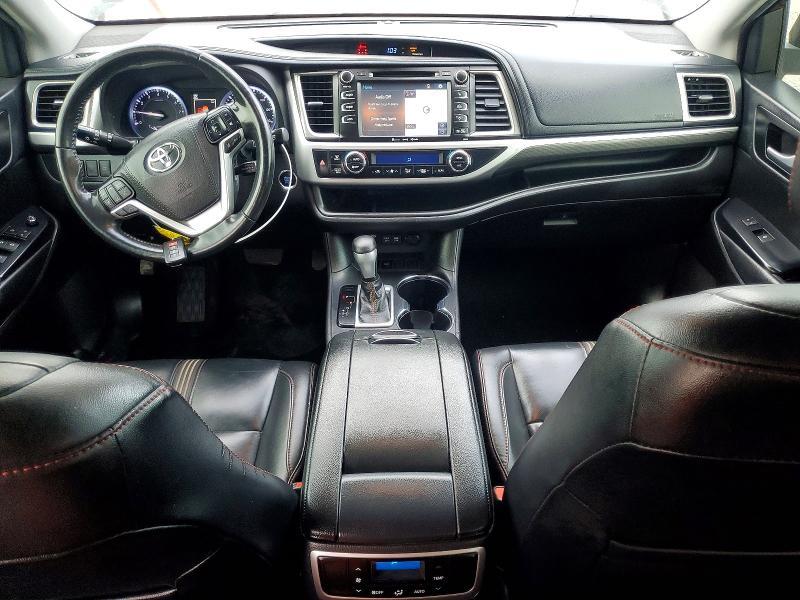 2019 Toyota Highlander se