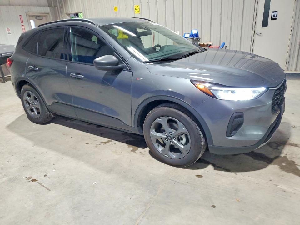 2026 Ford Escape st Line