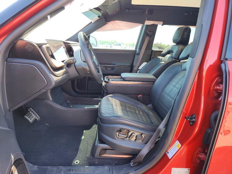 2025 Rivian R1S Premium