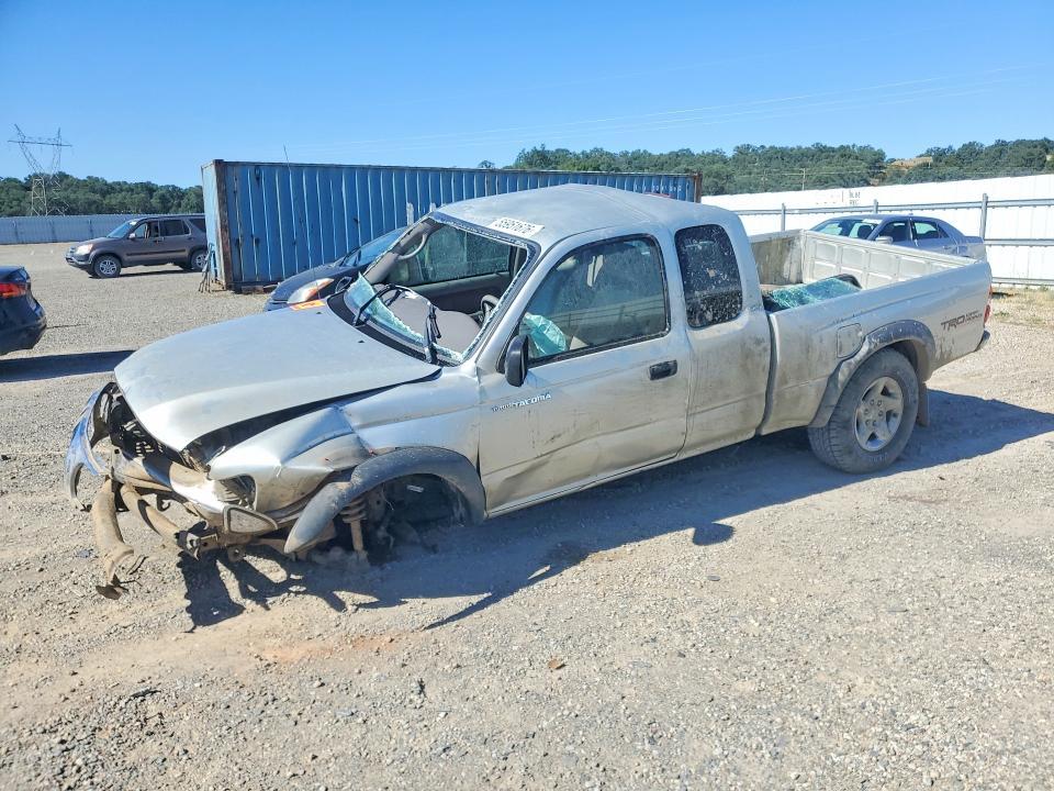 2004 Toyota Tacoma Xtracab