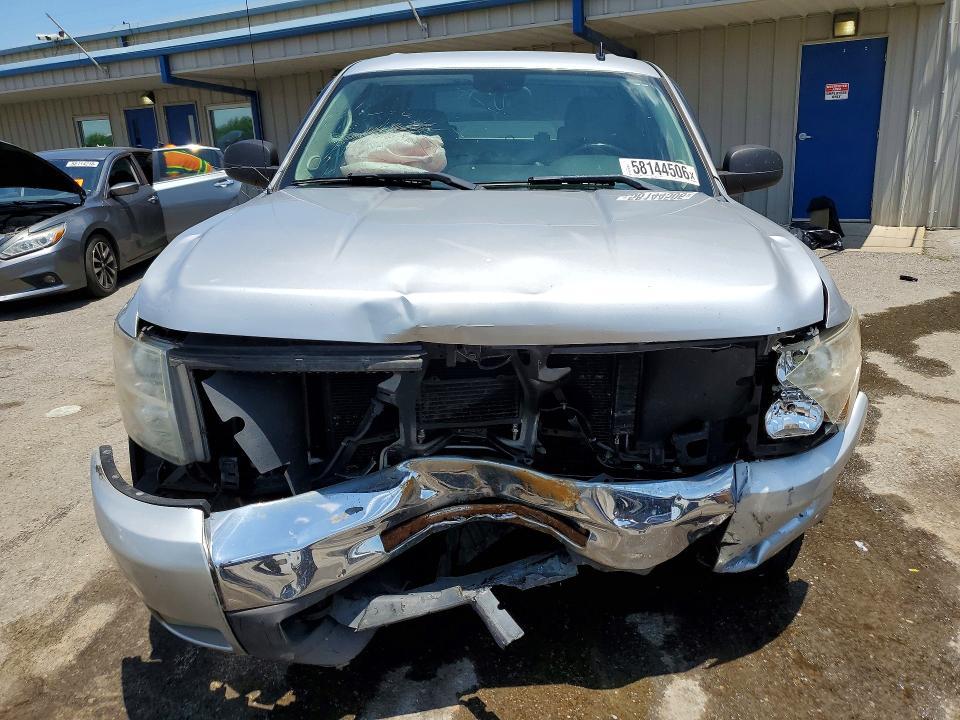 2011 Chevrolet Silverado C1500 LT