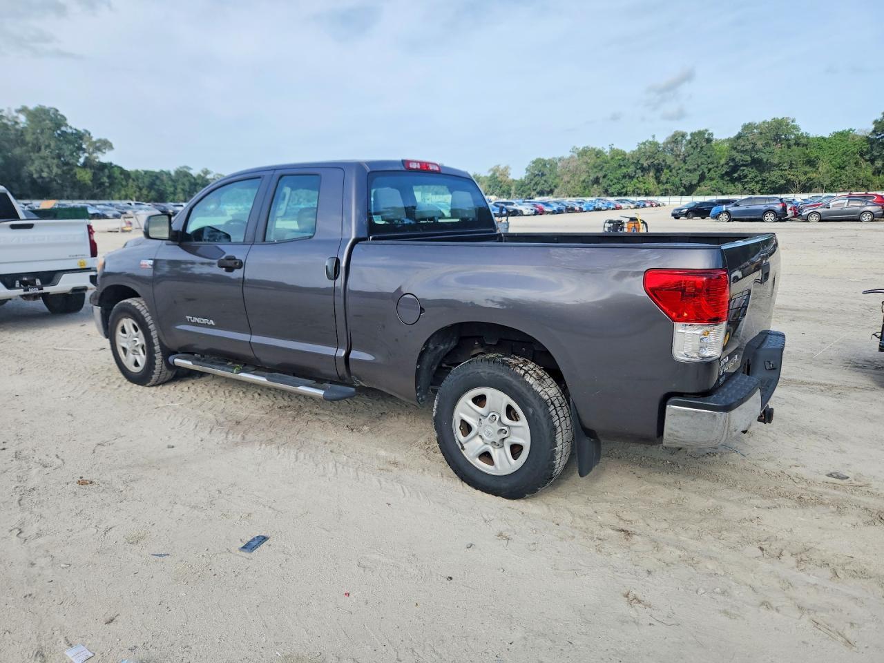 2011 Toyota Tundra Double Cab SR5