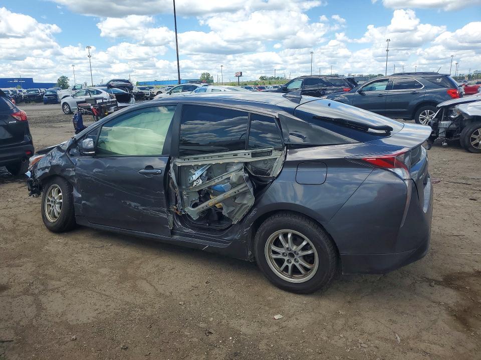 2016 Toyota Prius Three