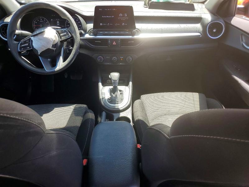 2023 KIA Forte lxs