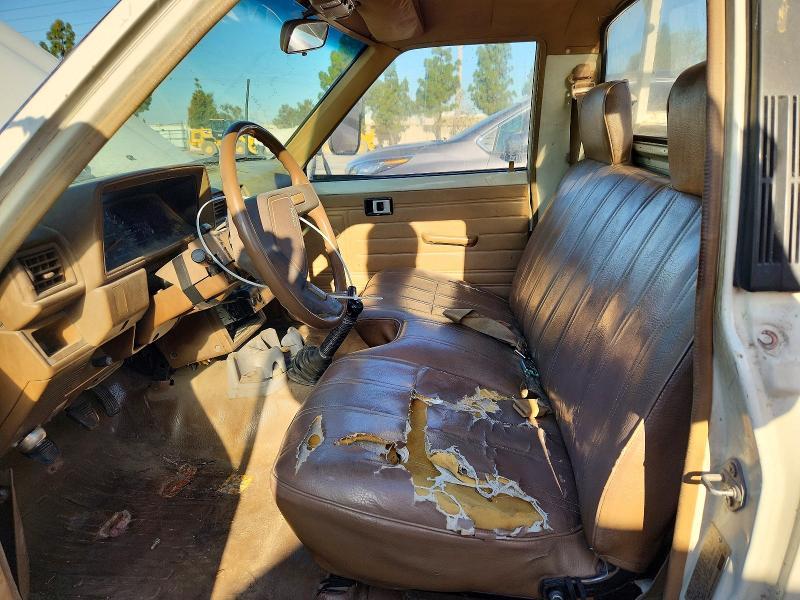 1987 Toyota Pickup Cab Chassis RN55