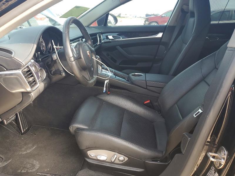 2011 Porsche Panamera 2