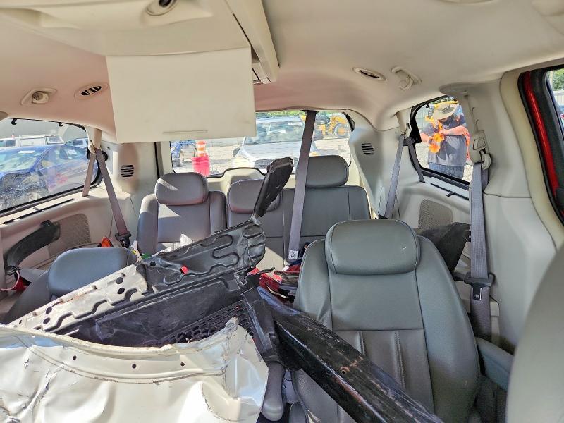 2009 Chrysler Town & Country Touring
