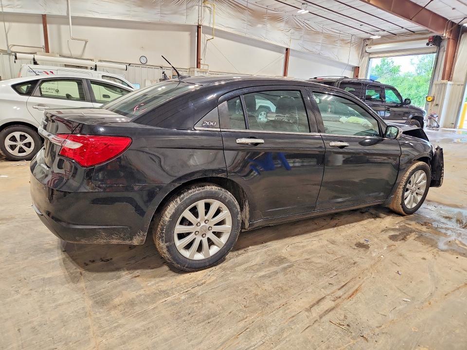 2014 Chrysler 200 Limited