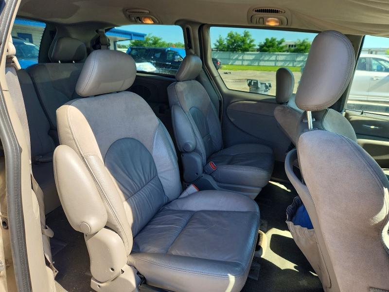 2002 Chrysler Town & Country Limited
