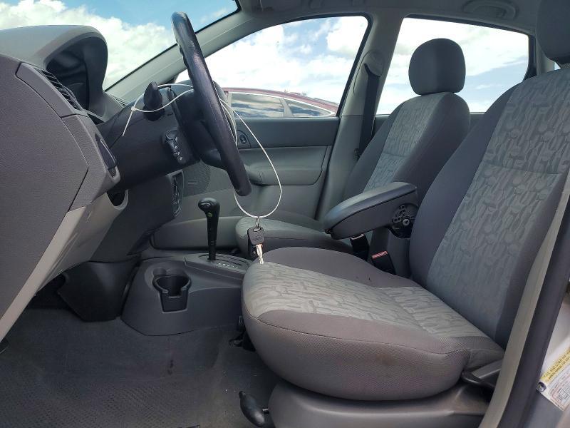 2005 Ford Focus ZX4
