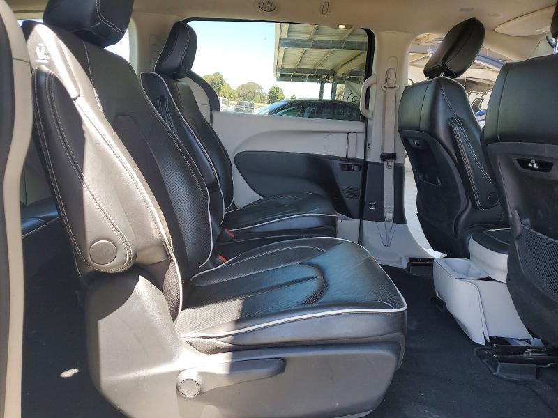 2022 Chrysler Pacifica Hybrid Limited