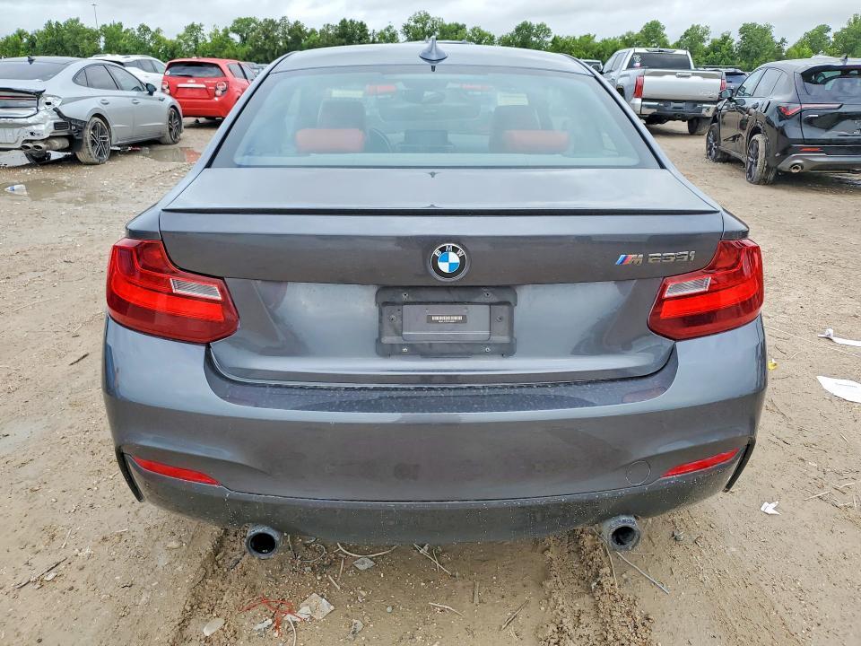 2015 BMW M235i