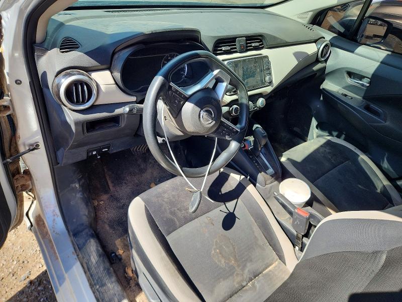 2022 Nissan Versa sv