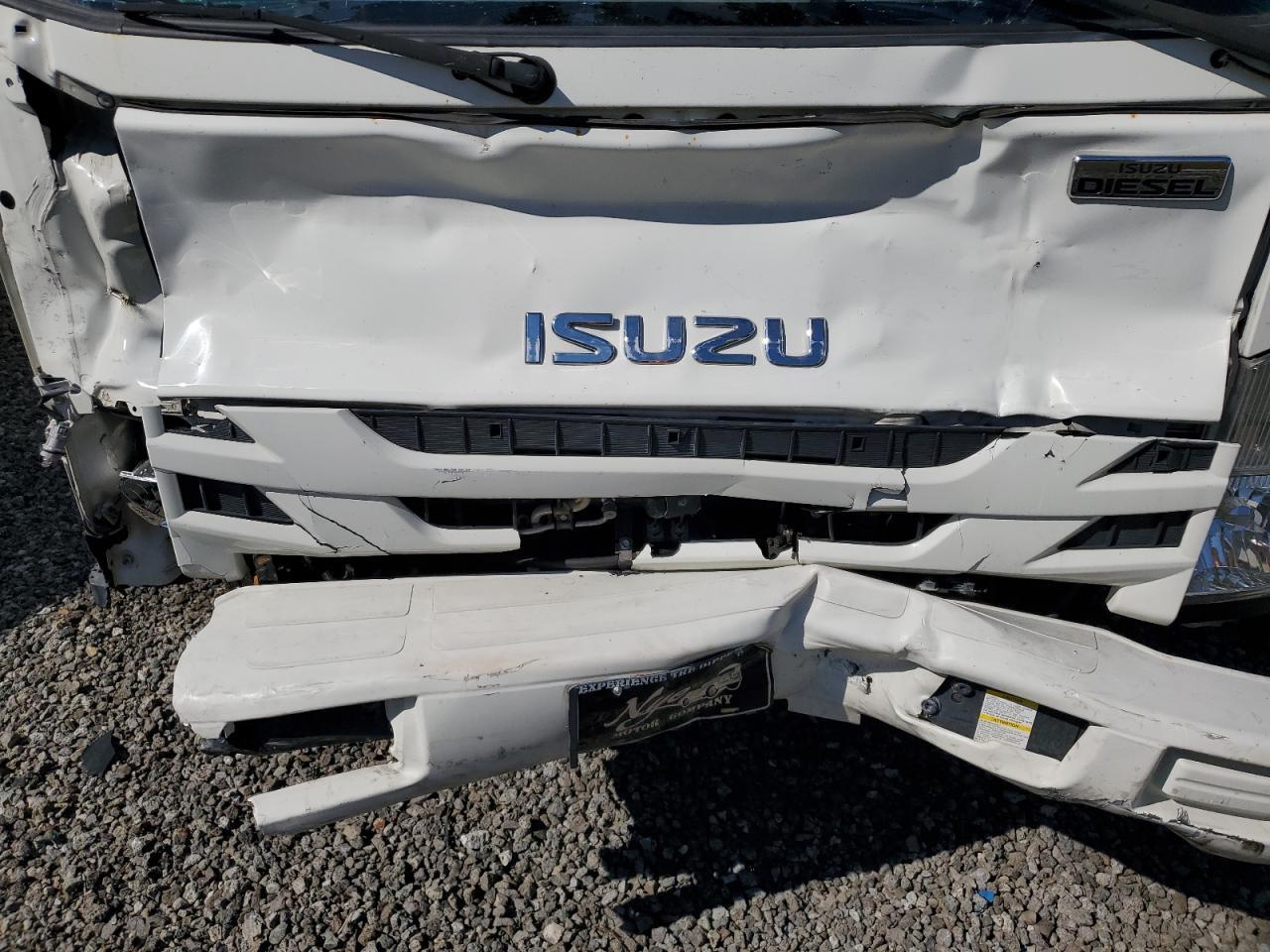 2020 Isuzu NRR BOX Truck