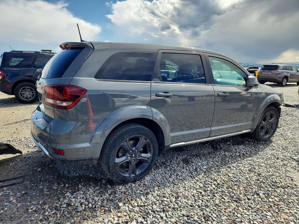 2020 Dodge Journey Crossroad