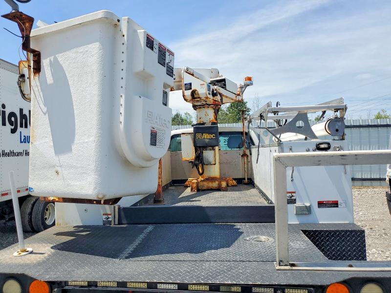 2014 Ford F450 Super Duty Bucket Truck