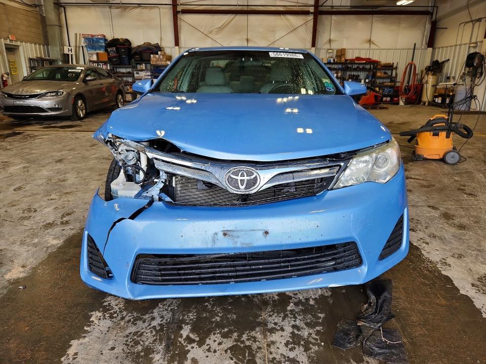 2012 Toyota Camry le