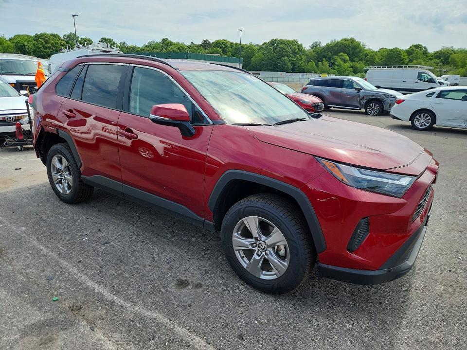 2025 Toyota Rav4 xle