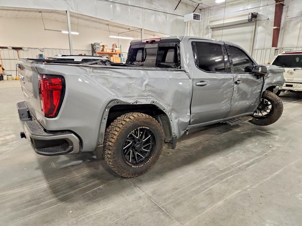 2024 GMC Sierra K1500 AT4