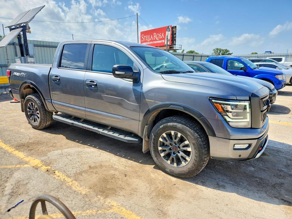 2024 Nissan Titan PRO-4X