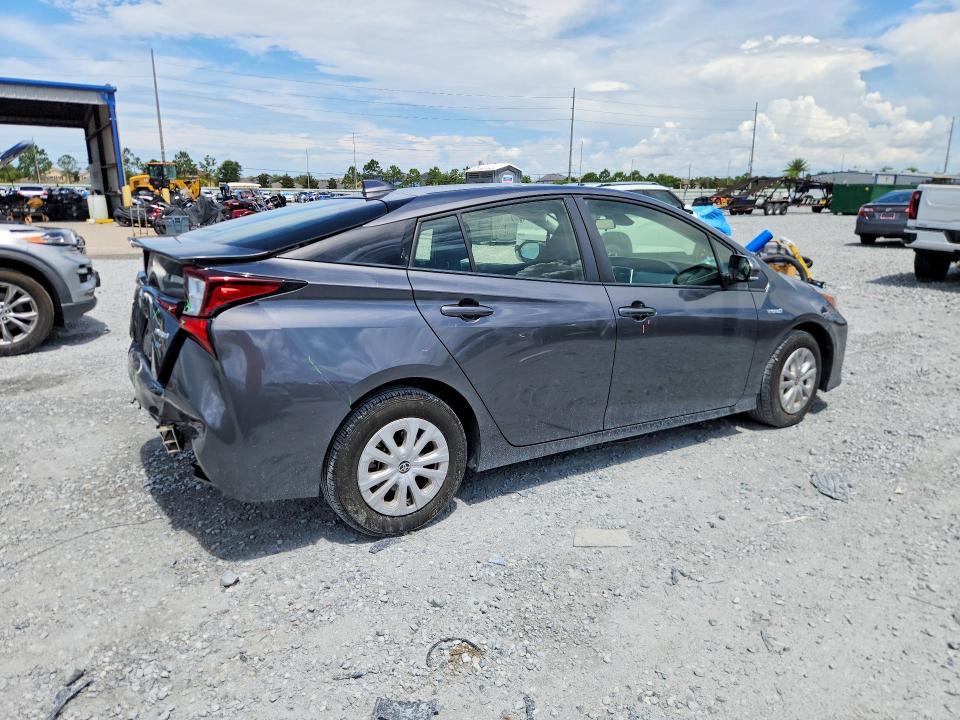 2021 Toyota Prius l eco