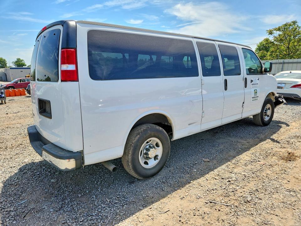 2019 Chevrolet Express G3500 lt