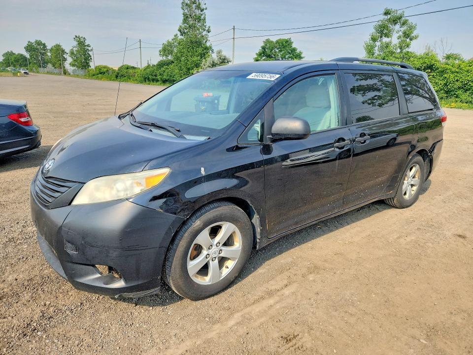 2011 Toyota Sienna Base 7-passenger