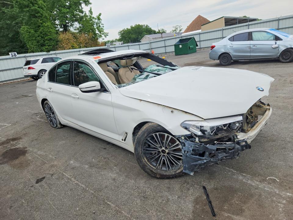 2019 BMW 530 xi