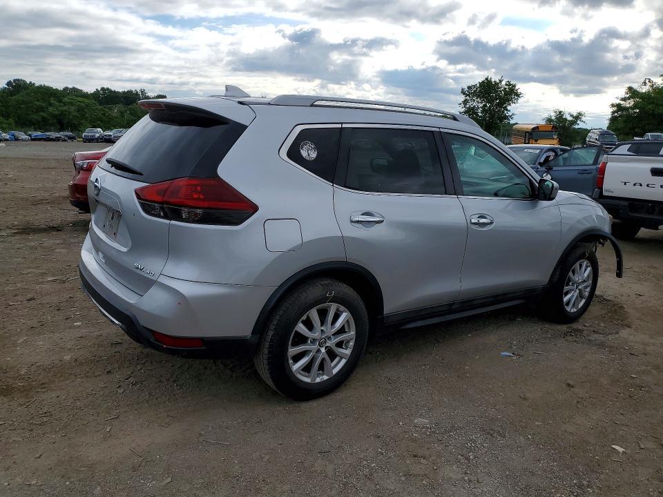 2018 Nissan Rogue sv