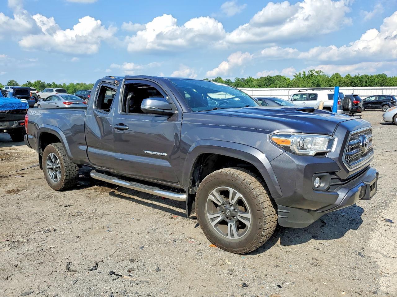 2017 Toyota Tacoma TRD Sport
