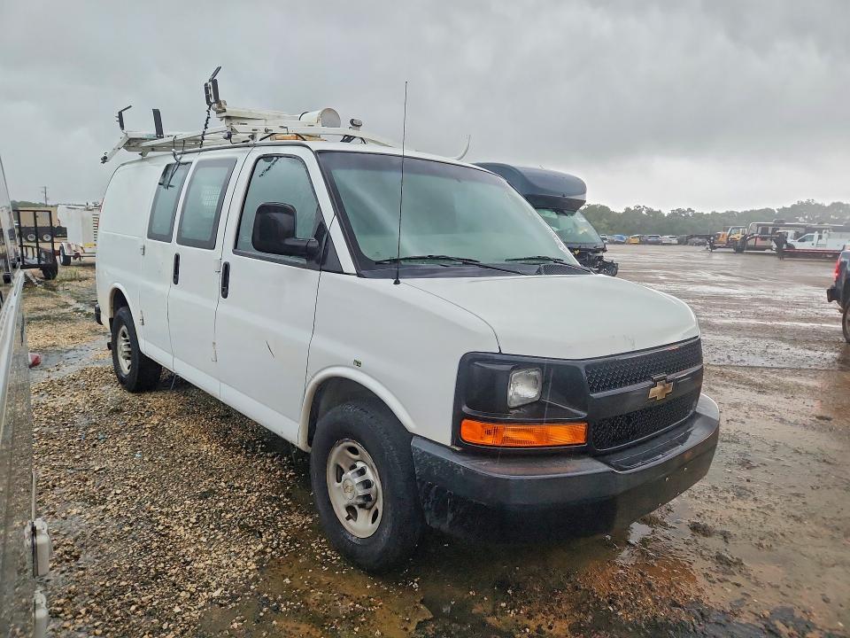 2013 Chevrolet Express van