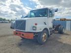 1999 Volvo WG ROLL-OFF Container Truck