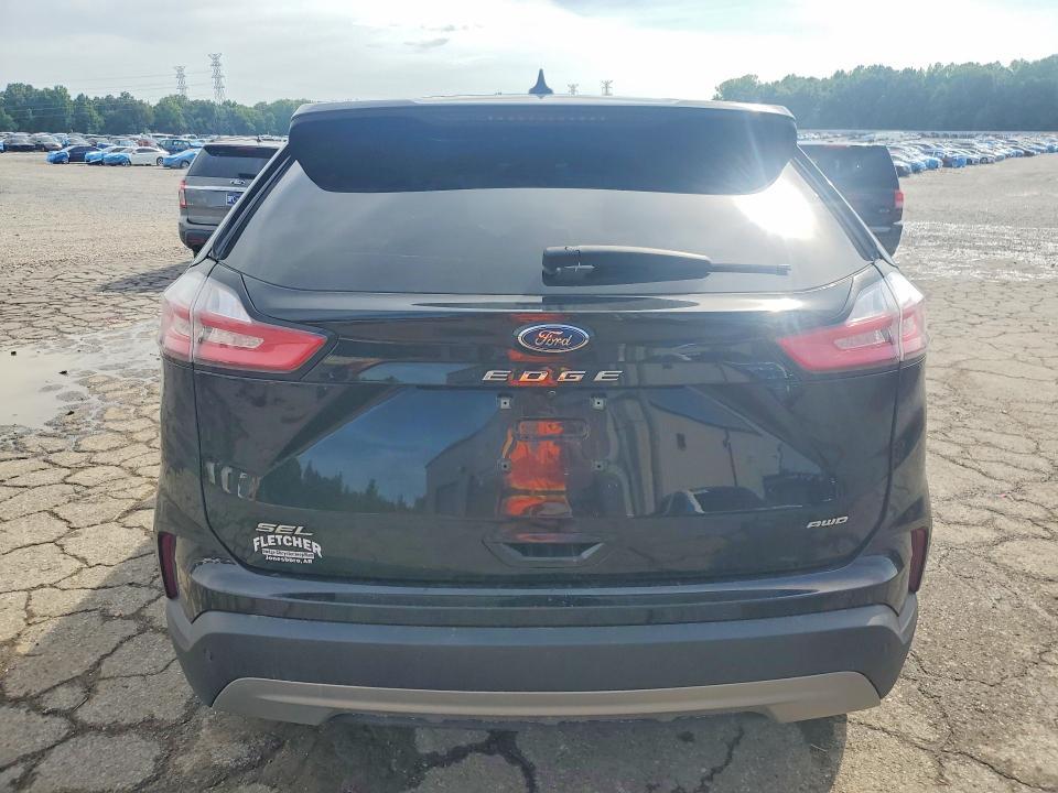2022 Ford Edge sel