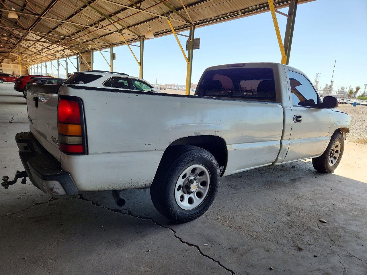 2005 GMC New Sierra C1500
